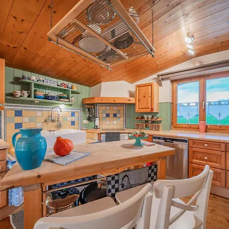 Holiday home Panoramahaus Itter